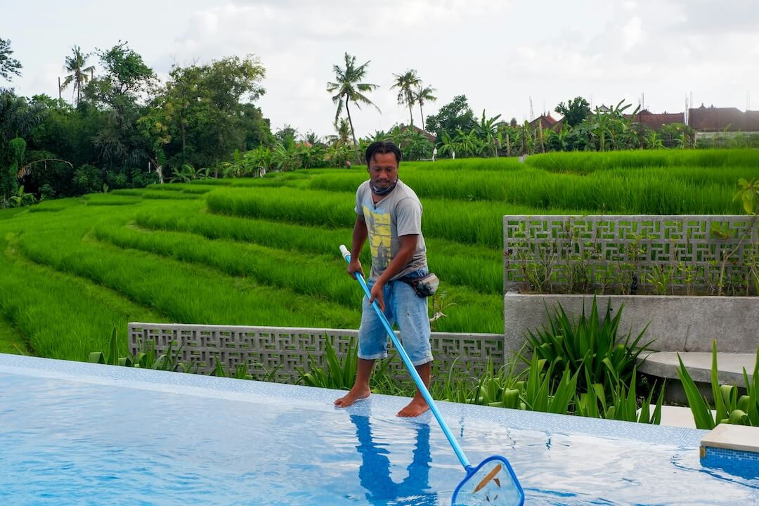Our Approach to Diagnosing and Fixing Clogged Pool Lines Image