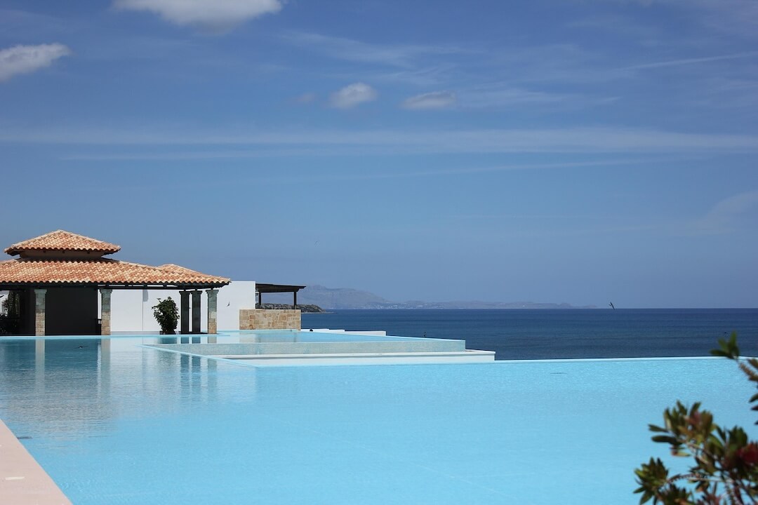 Benefits of Using Pet-Safe Pool Access Systems in South Dixie Image