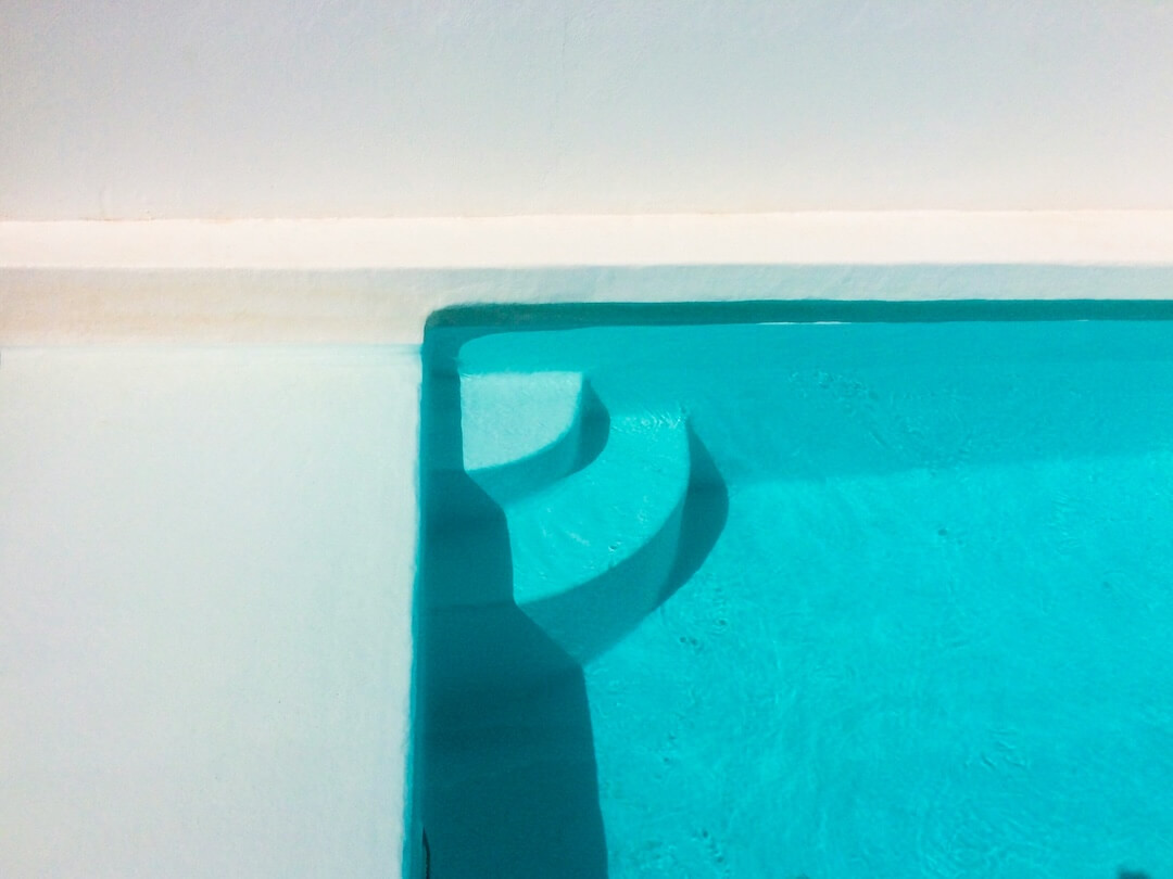 How Our Pool Steps Brushing Process Works Image