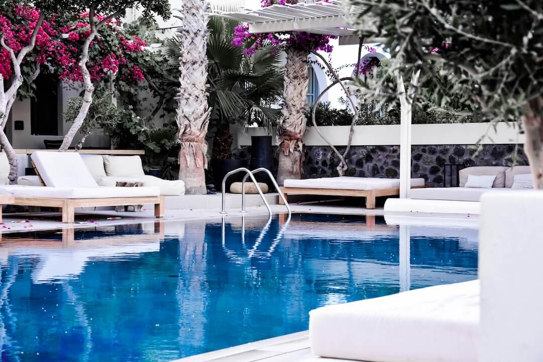 Signs You Need a New Pool Filter Image